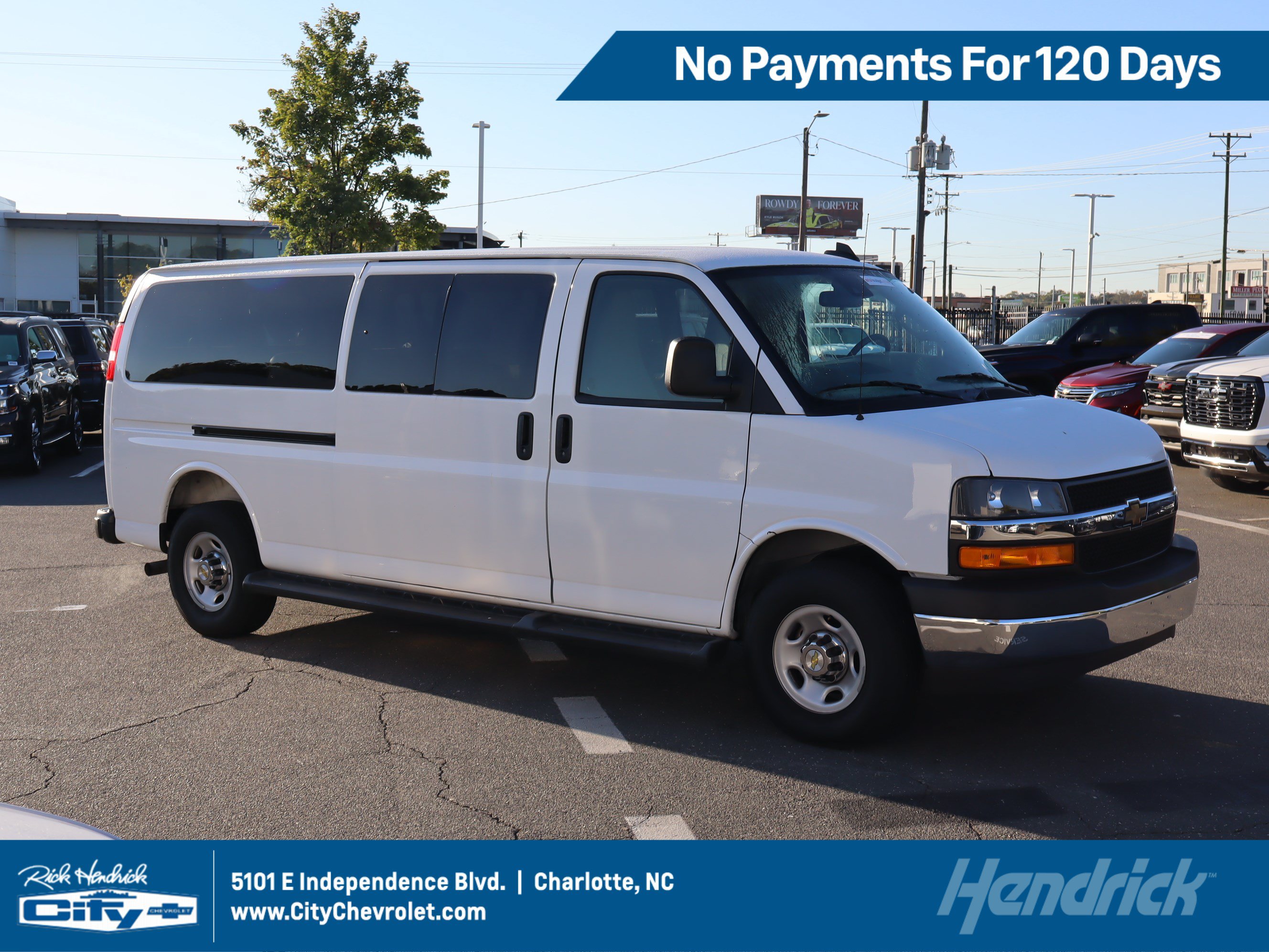2025 Chevrolet Express Passenger LT 2025 Chevrolet Express Passenger LT
