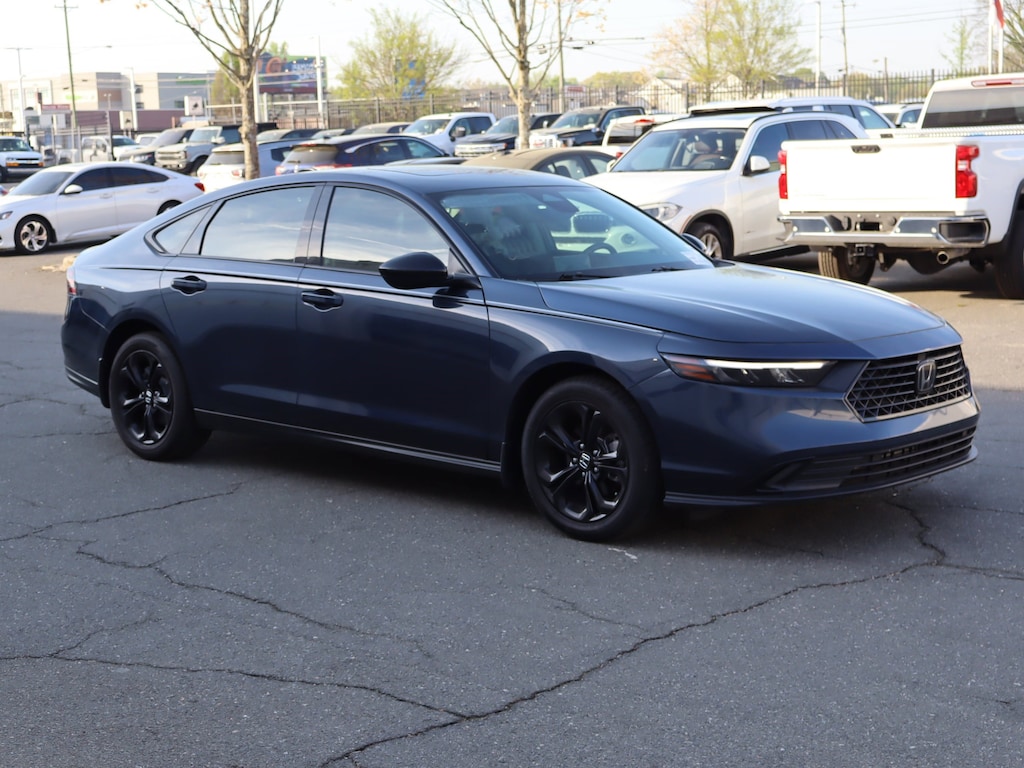 Used 2025 Honda Accord SE Sedan