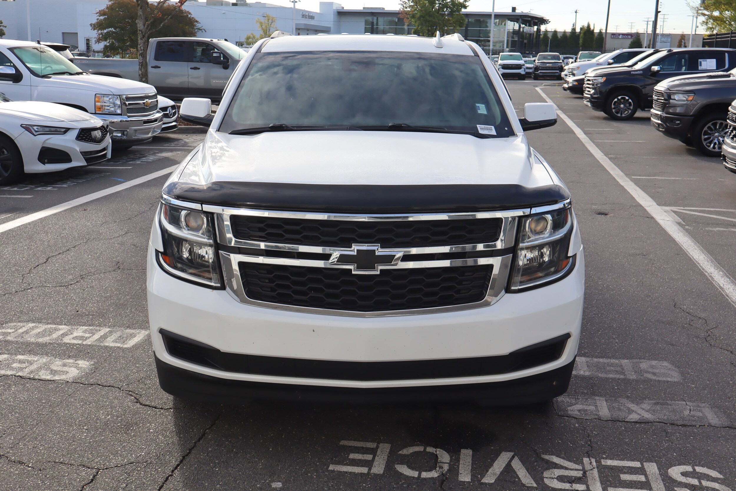 2016 Chevrolet Tahoe LT photo 2