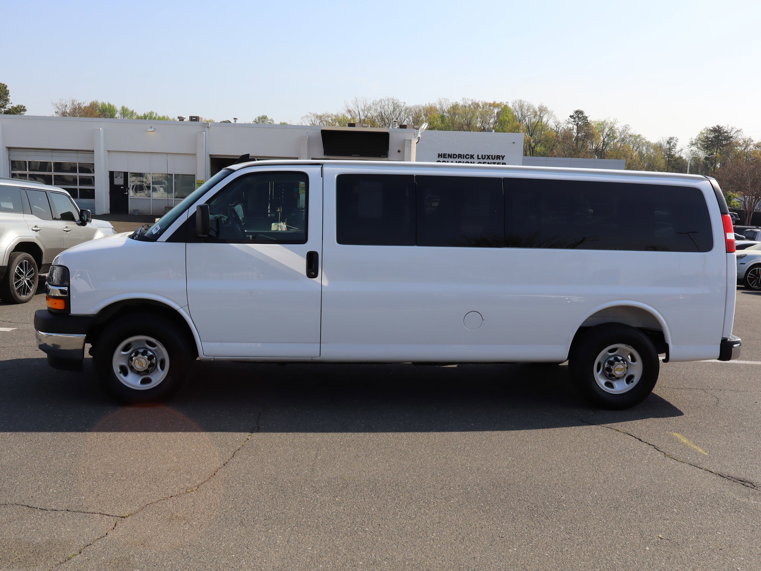 2024 Chevrolet Express Passenger LT photo 5