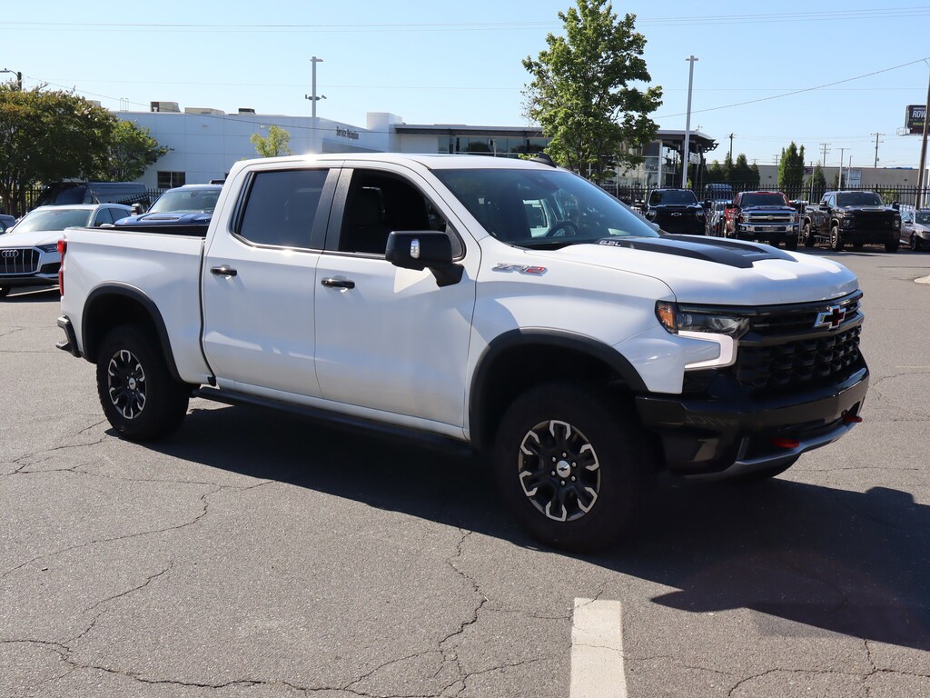 Used 2022 Chevrolet Silverado 1500 ZR2 Pickup