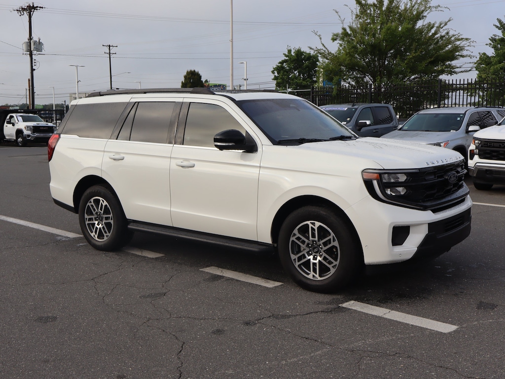 Used 2025 Ford Expedition Active SUV
