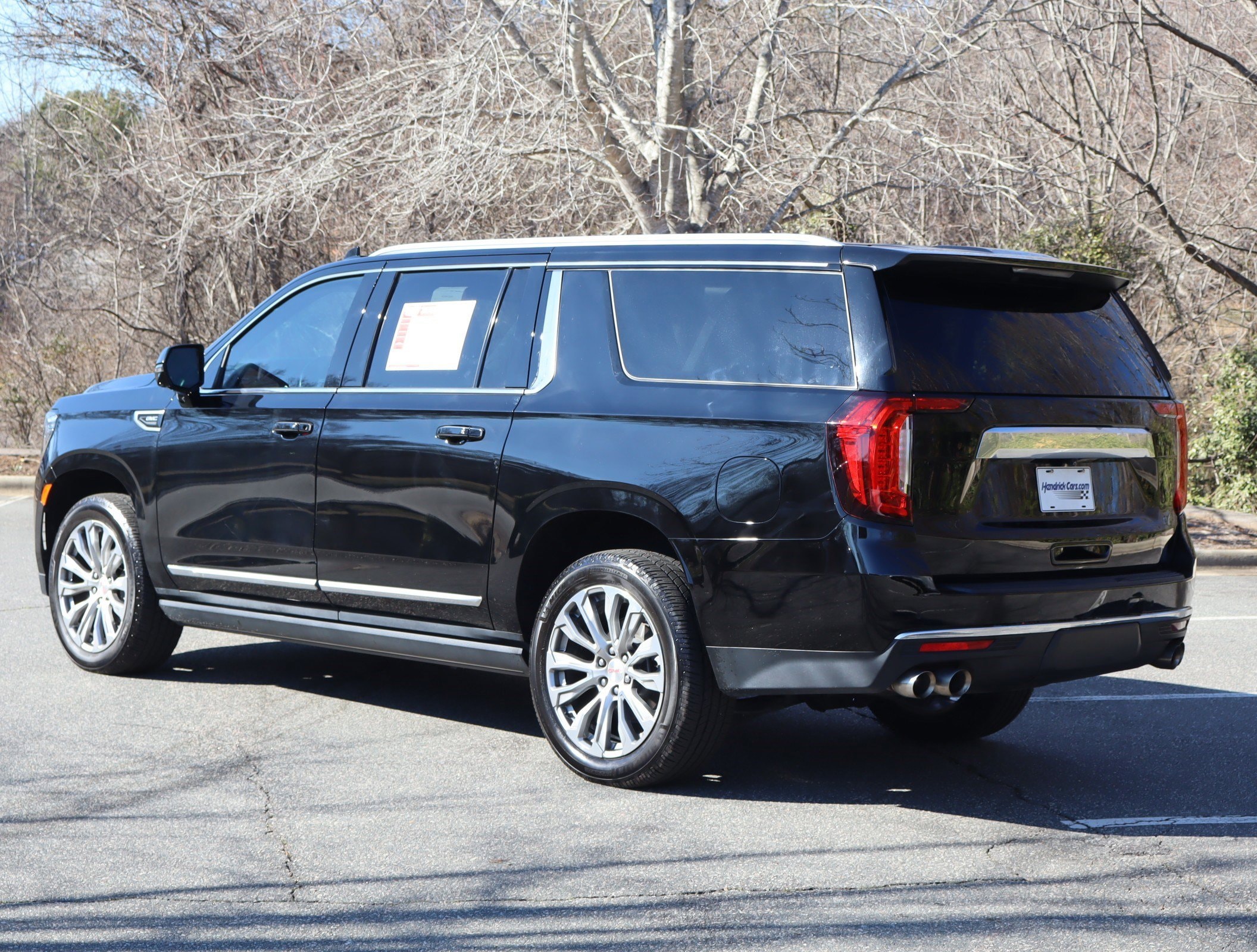 2023 GMC Yukon XL Denali photo 5