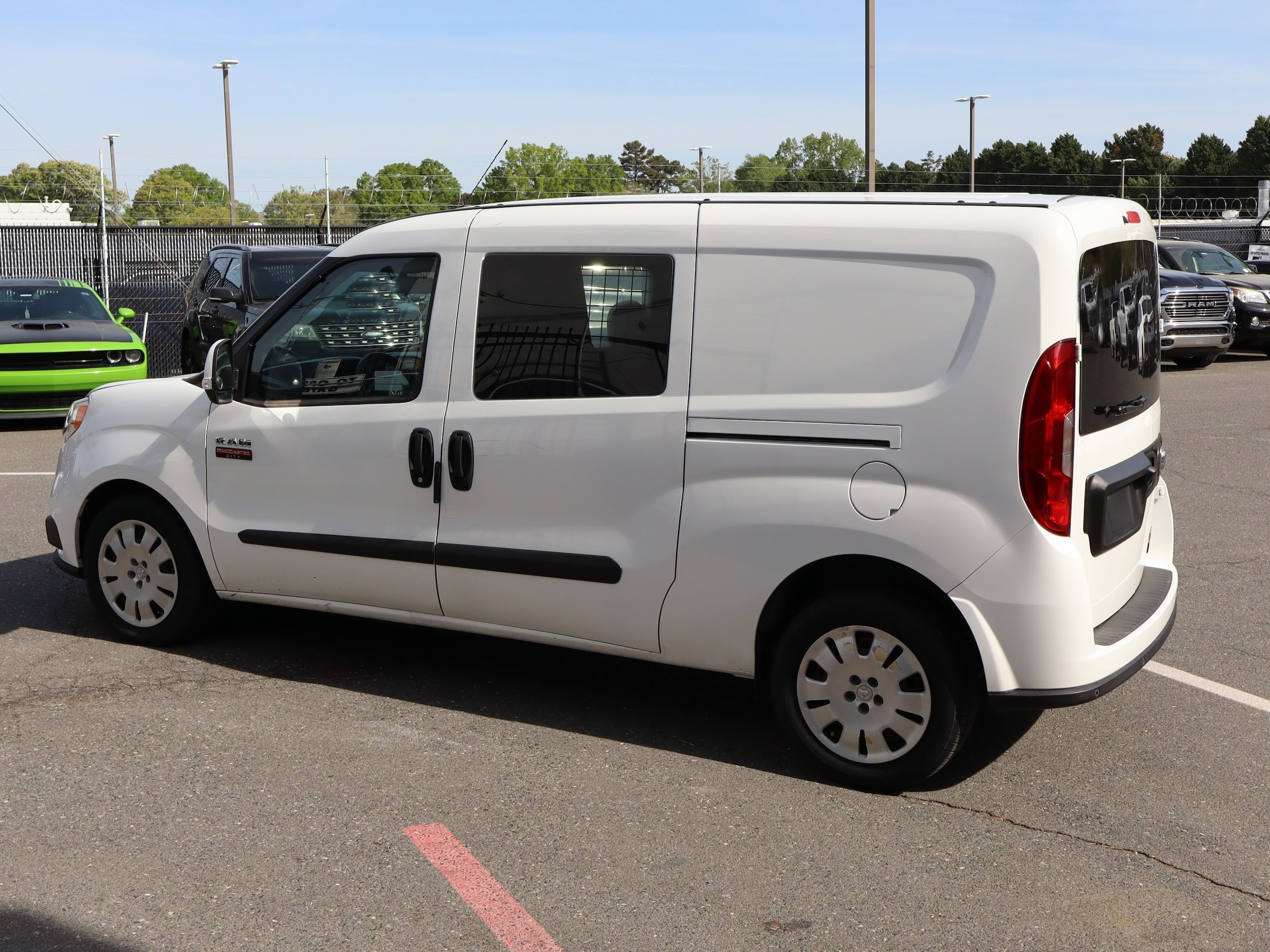 2021 Ram Promaster City Cargo Van Tradesman SLT photo 3