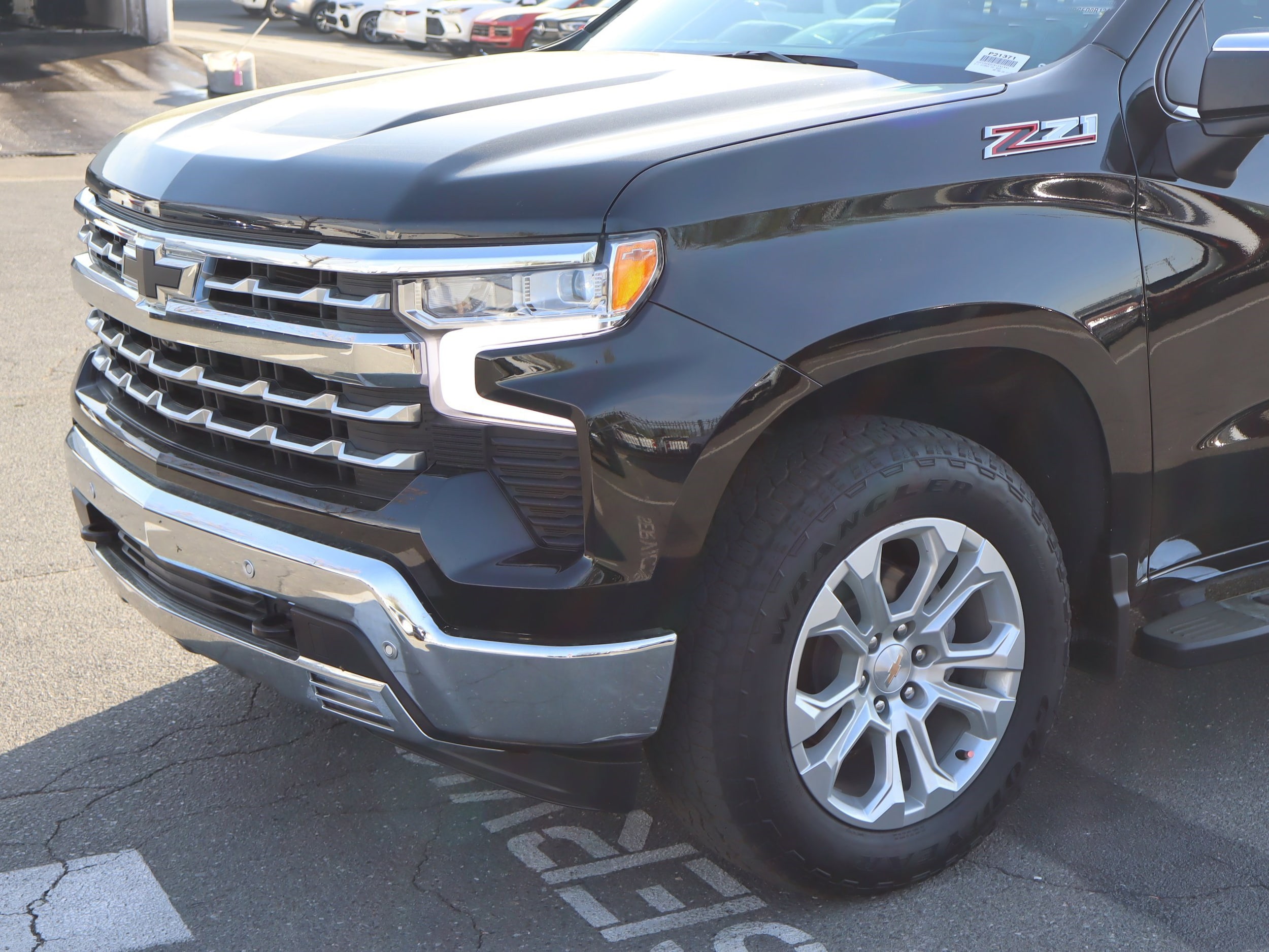 2024 Chevrolet Silverado 1500 LTZ photo 5