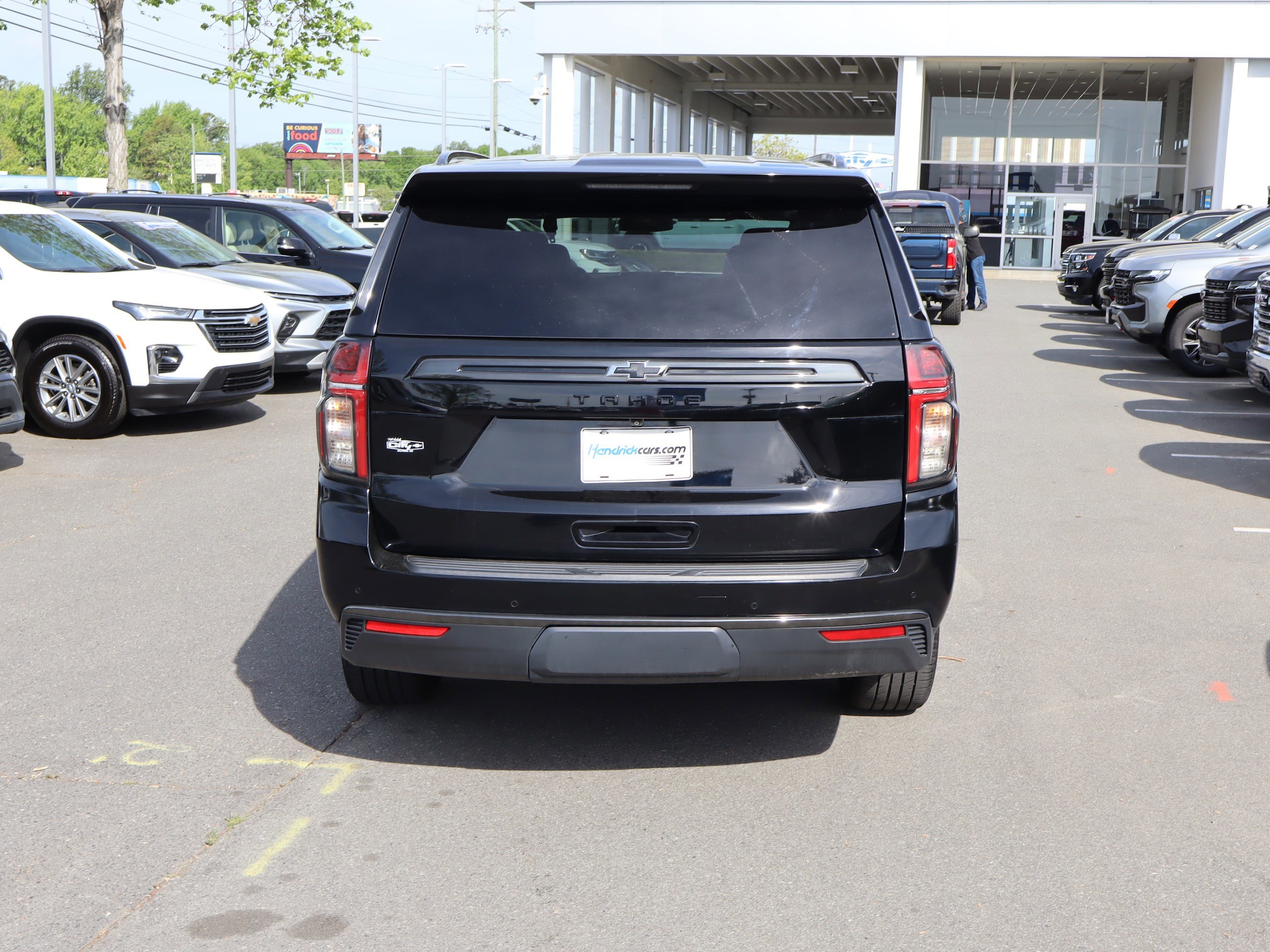 2021 Chevrolet Tahoe Z71 photo 3