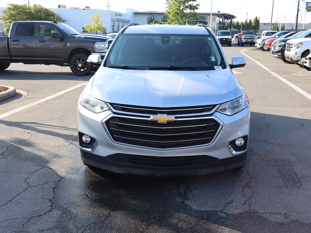 Used 2020 Chevrolet Traverse LT Cloth SUV