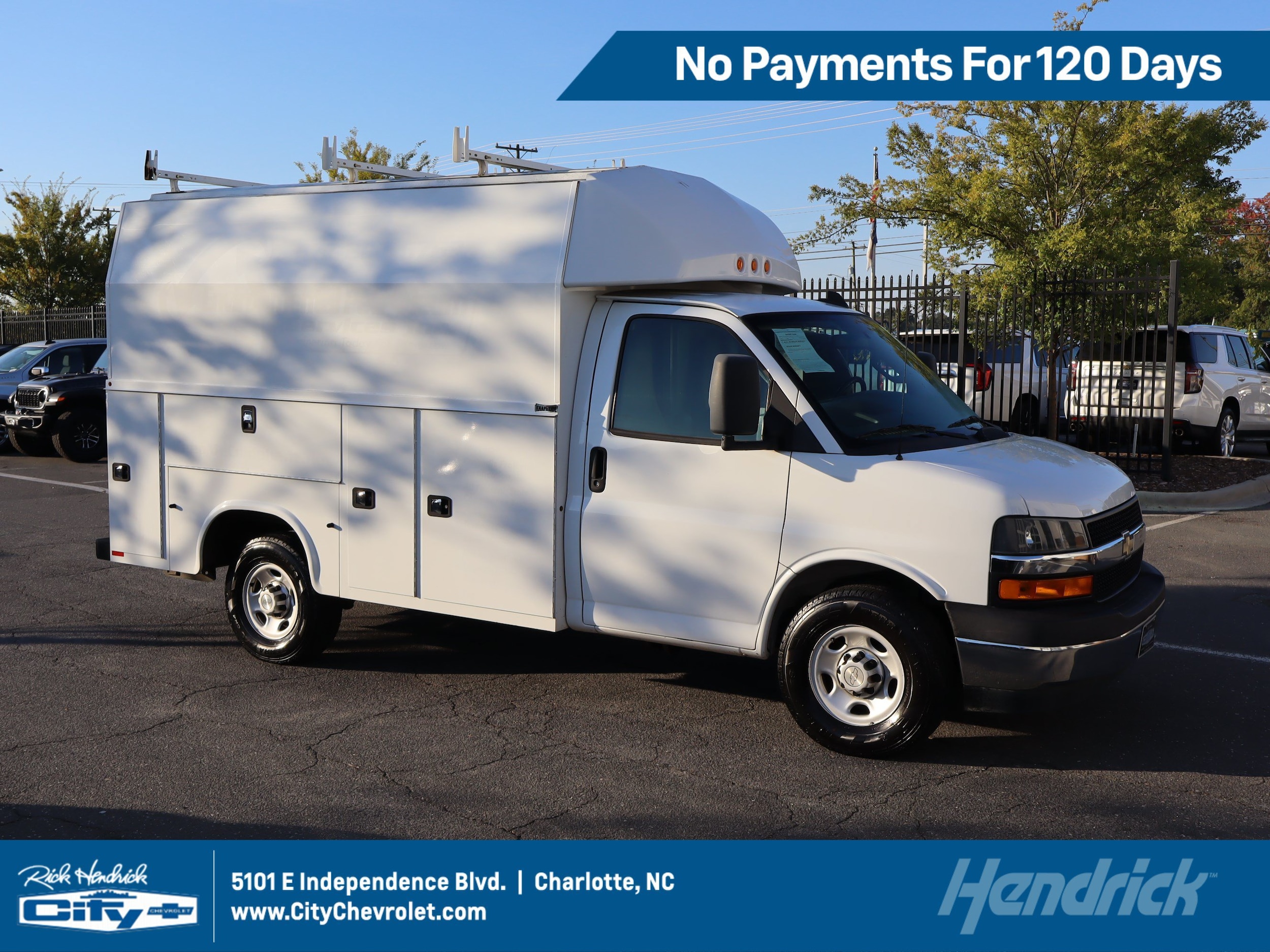 2019 Chevrolet Express Cutaway Base