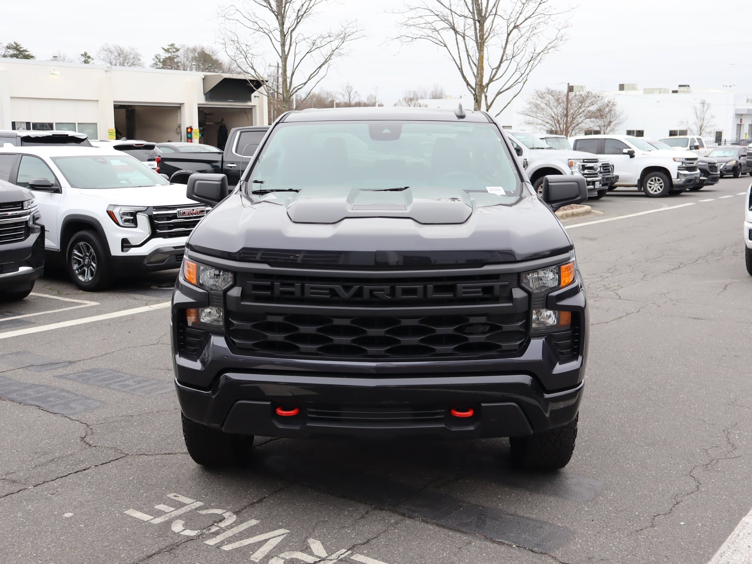 2024 Chevrolet Silverado 1500 Custom Trail Boss photo 2