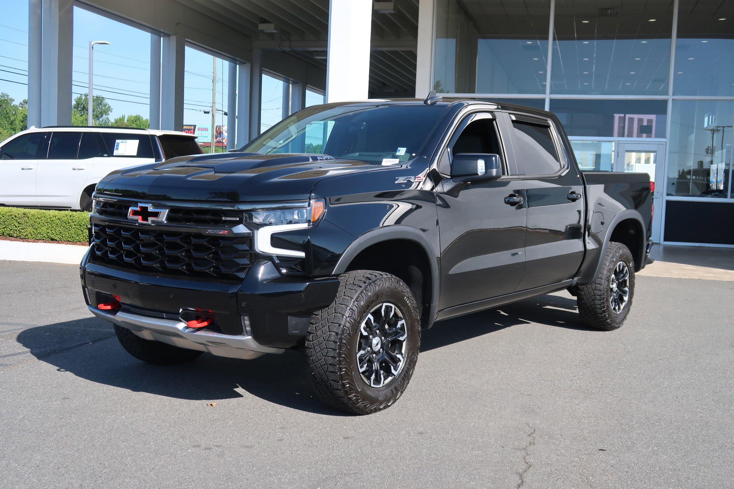 2025 Chevrolet Silverado 1500 ZR2 photo 4