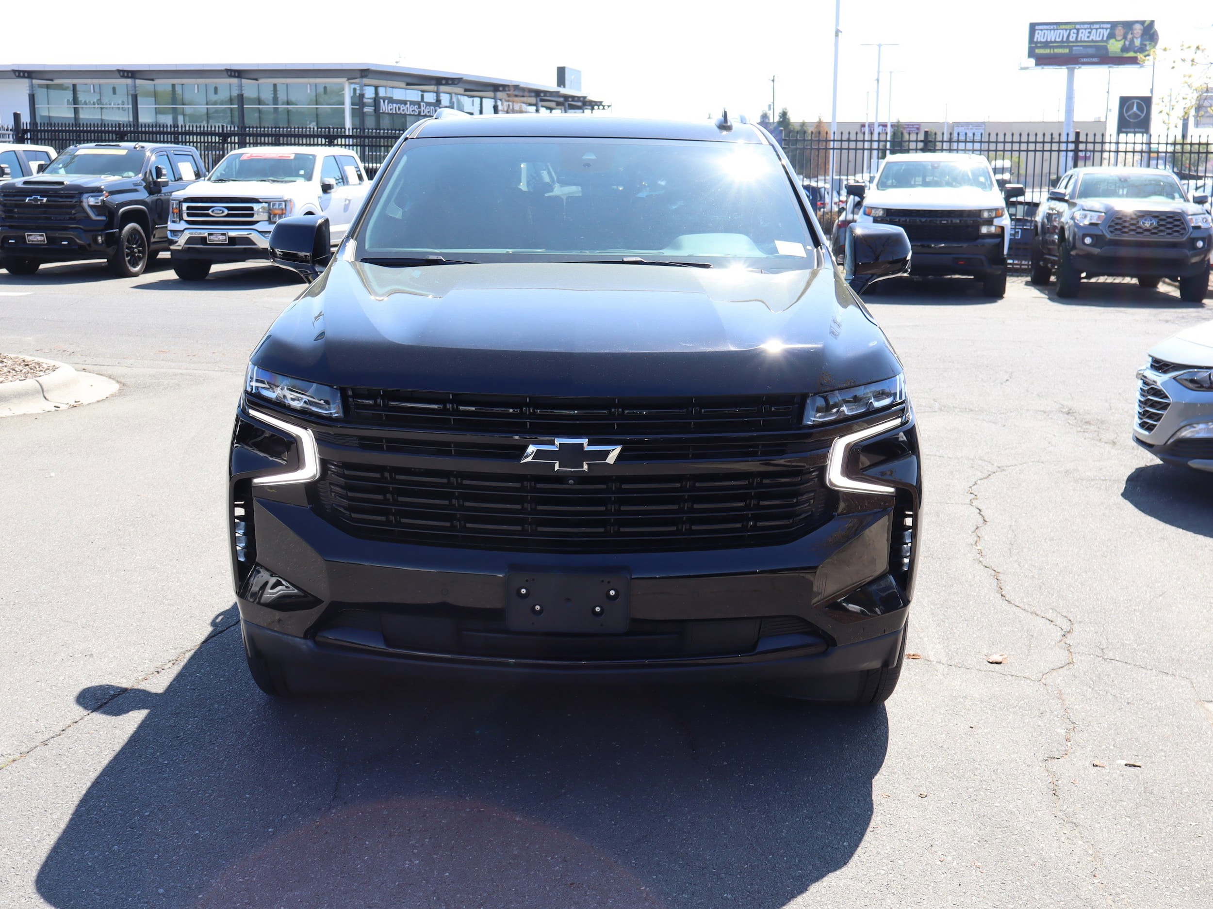 2023 Chevrolet Tahoe RST photo 2