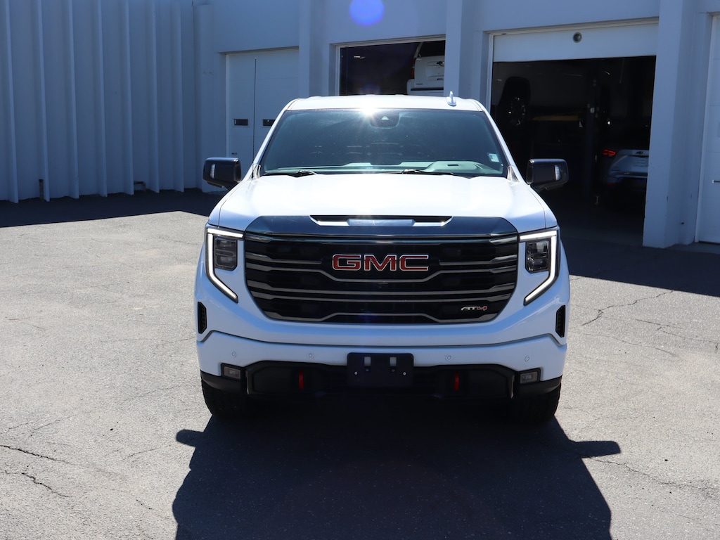 Used 2024 GMC Sierra 1500 AT4 Pickup