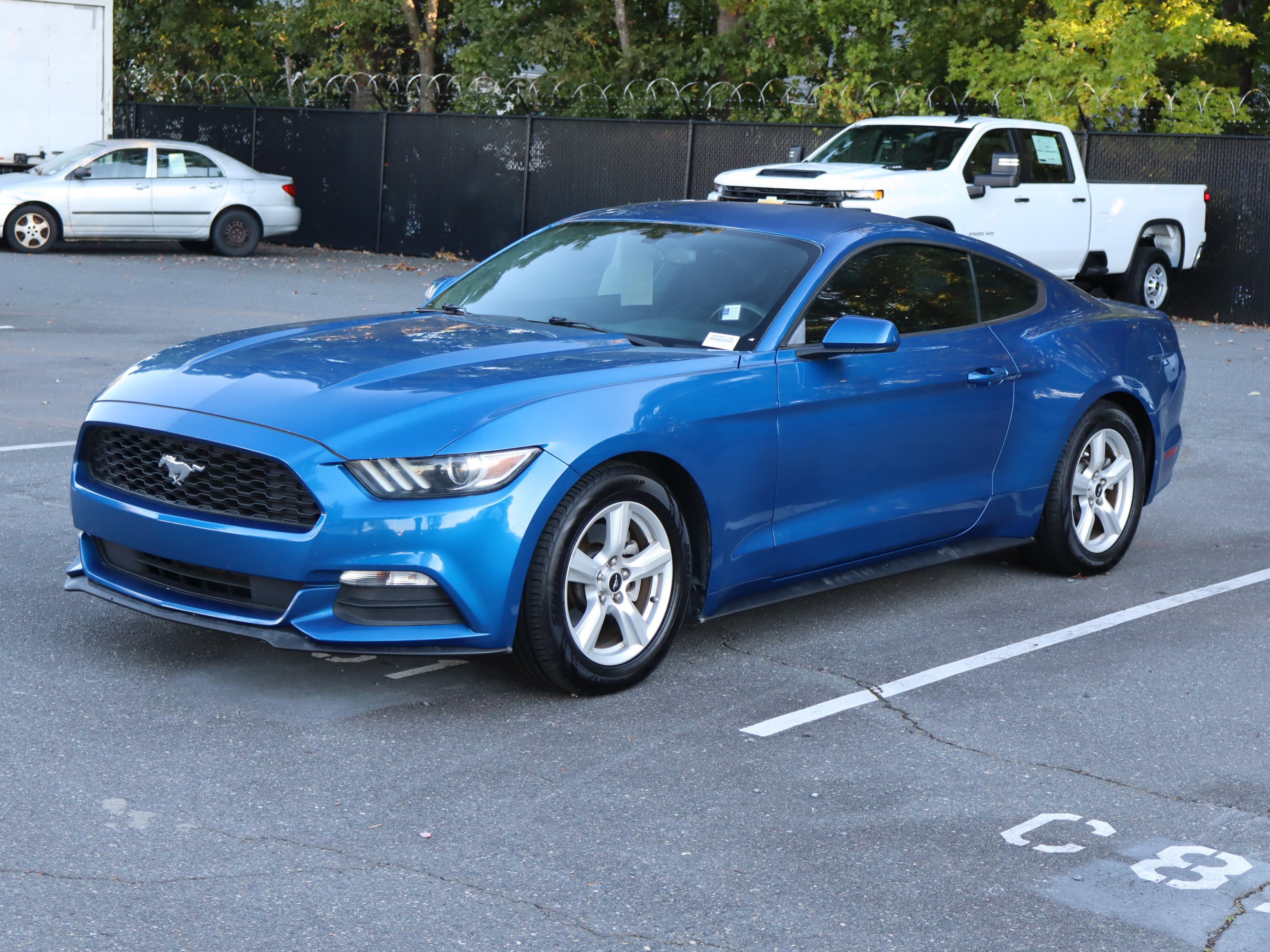 Used 2017 Ford Mustang V6 Coupe