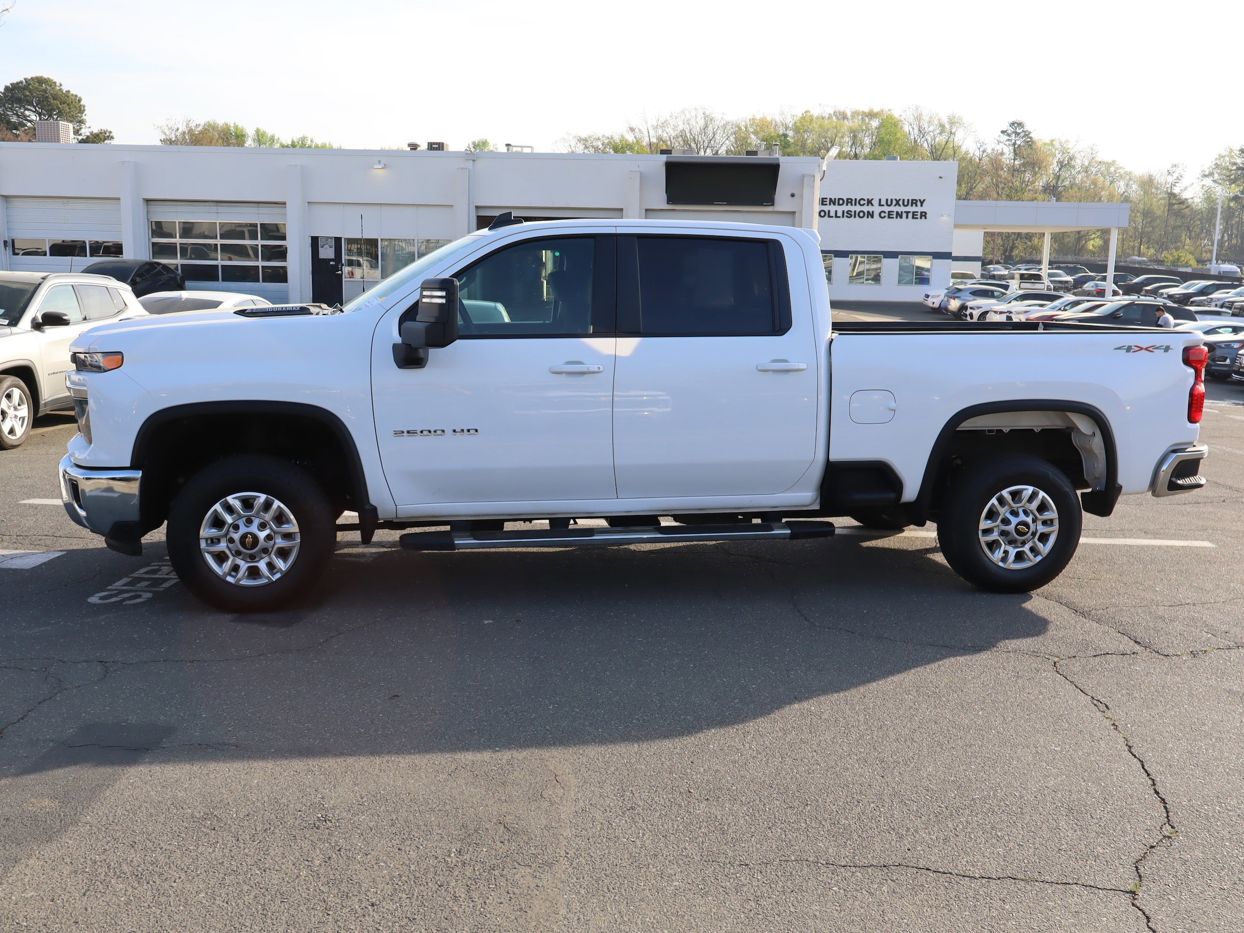 2025 Chevrolet Silverado 2500HD LT photo 5