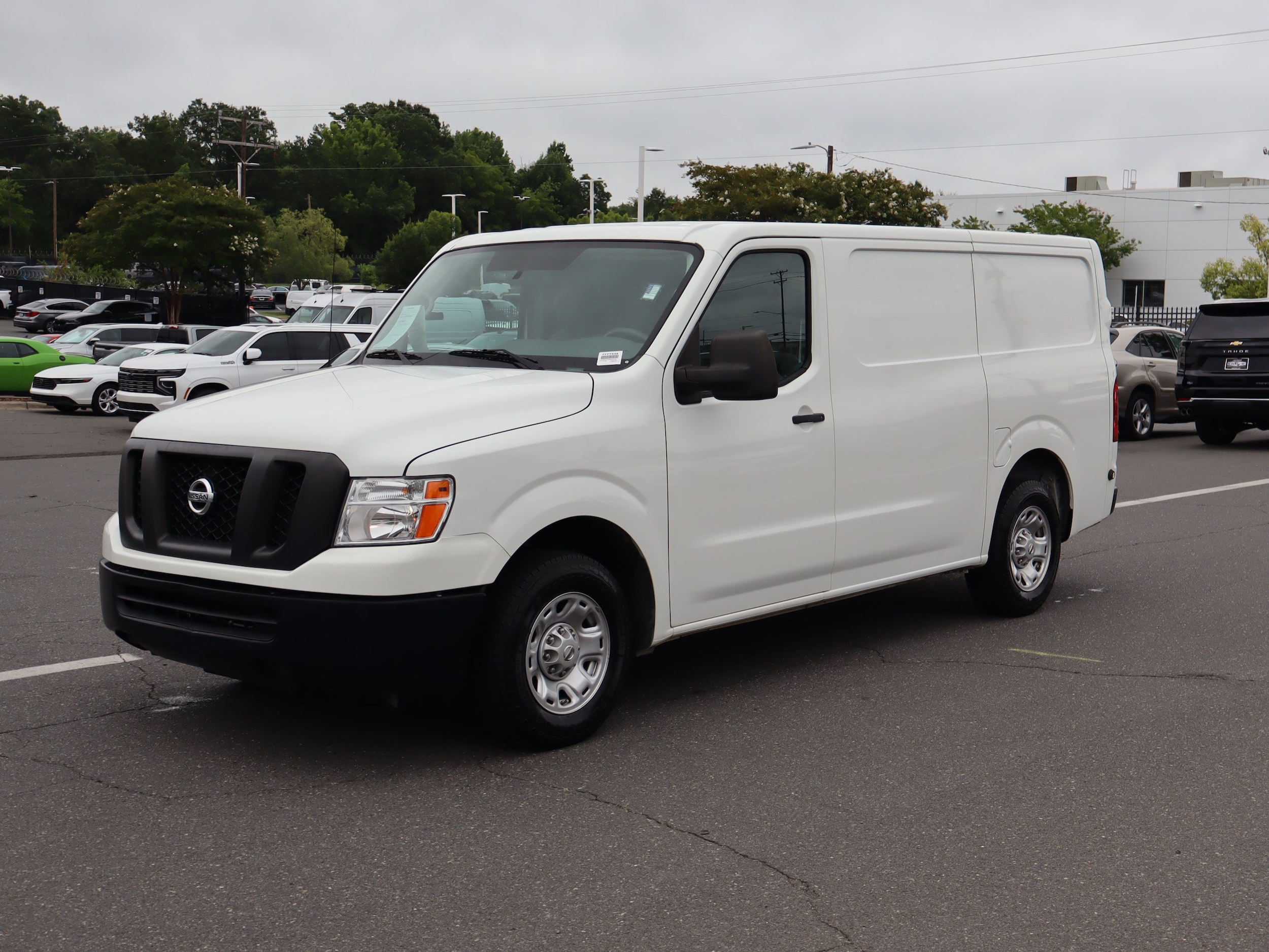 Nissan NV Cargo SV