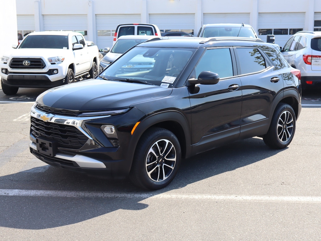 Used 2024 Chevrolet Trailblazer LT SUV