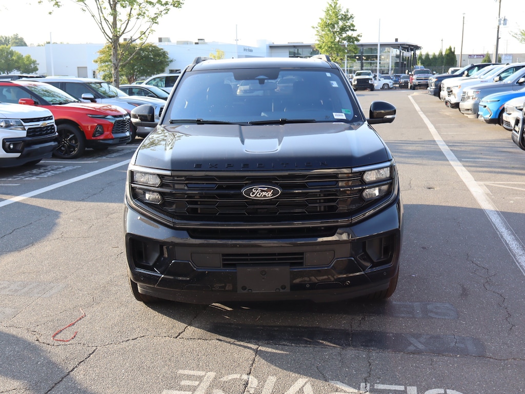 Used 2025 Ford Expedition Platinum SUV
