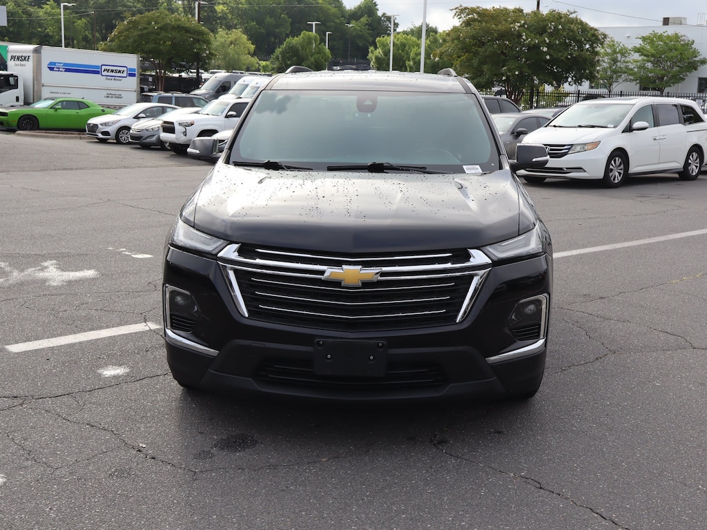 Used 2023 Chevrolet Traverse LT Leather SUV