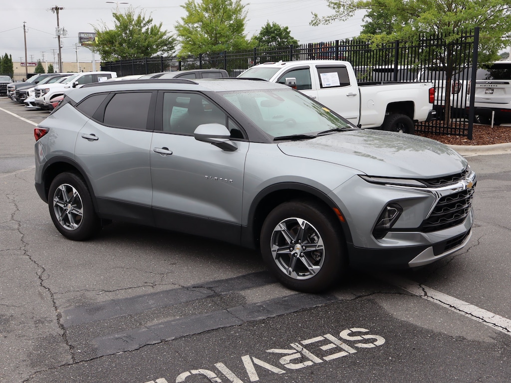 Used 2025 Chevrolet Blazer LT SUV