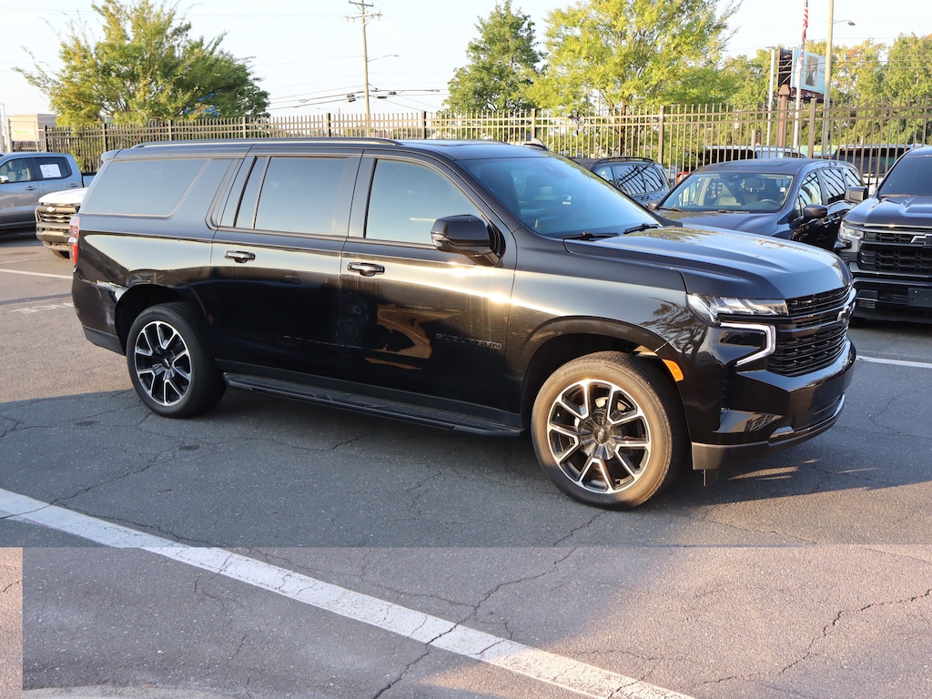 Used 2024 Chevrolet Suburban RST SUV