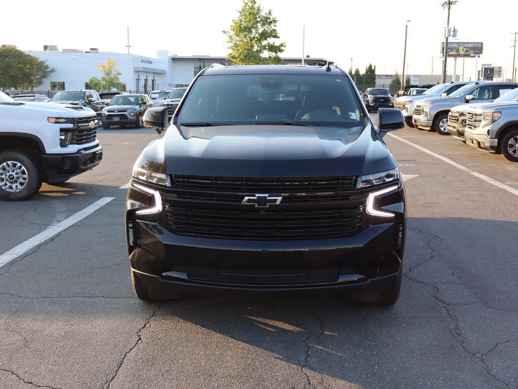 Used 2024 Chevrolet Suburban RST SUV