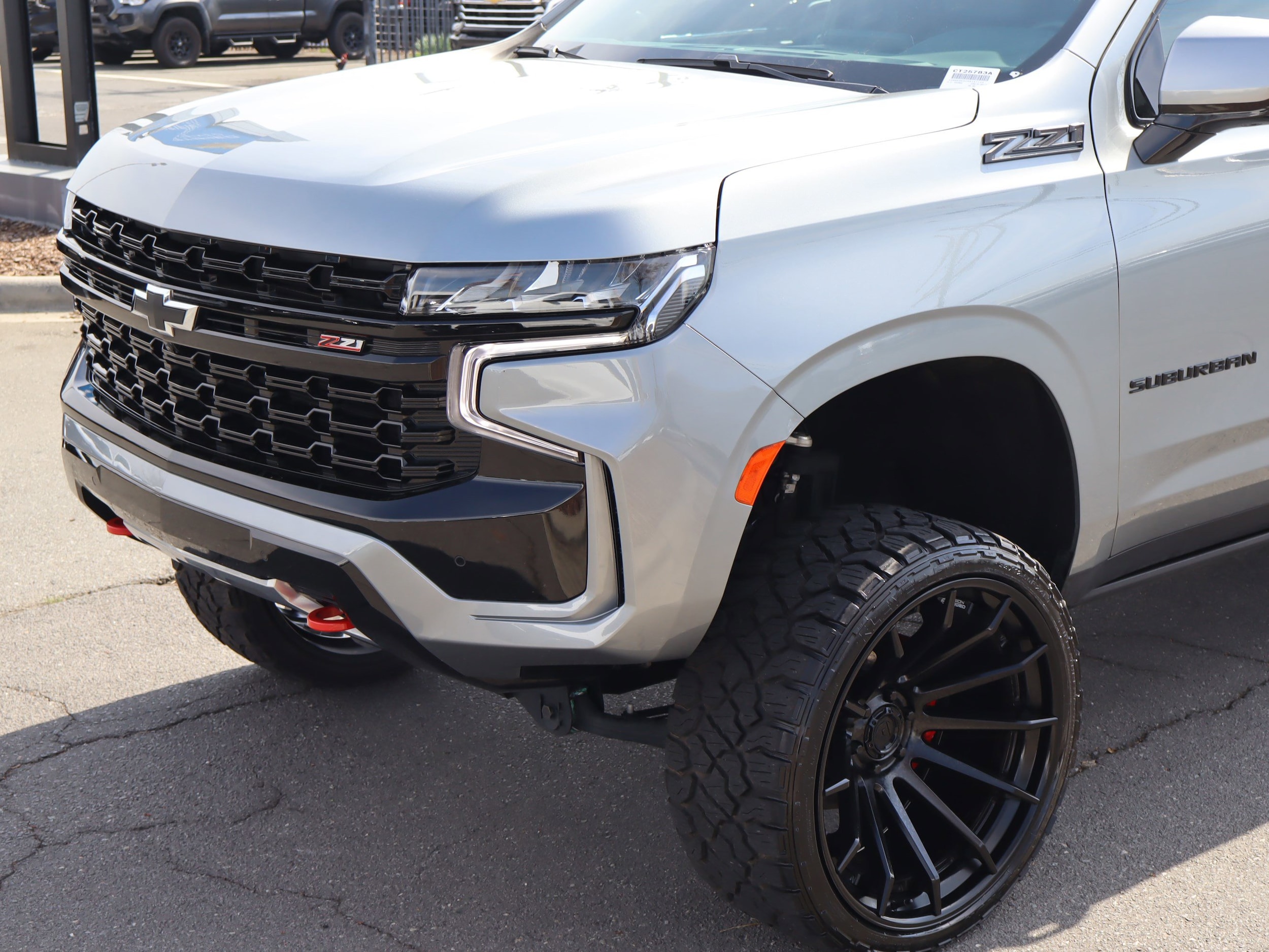 2024 Chevrolet Suburban Z71 photo 4