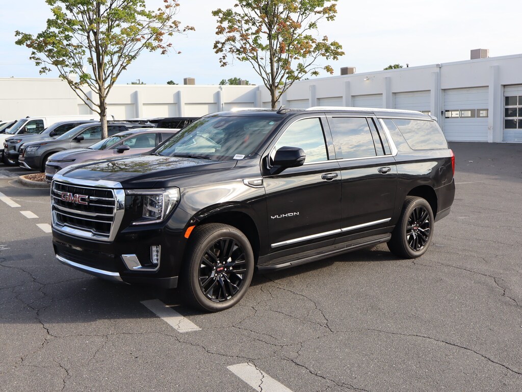 Used 2023 GMC Yukon XL SLT SUV