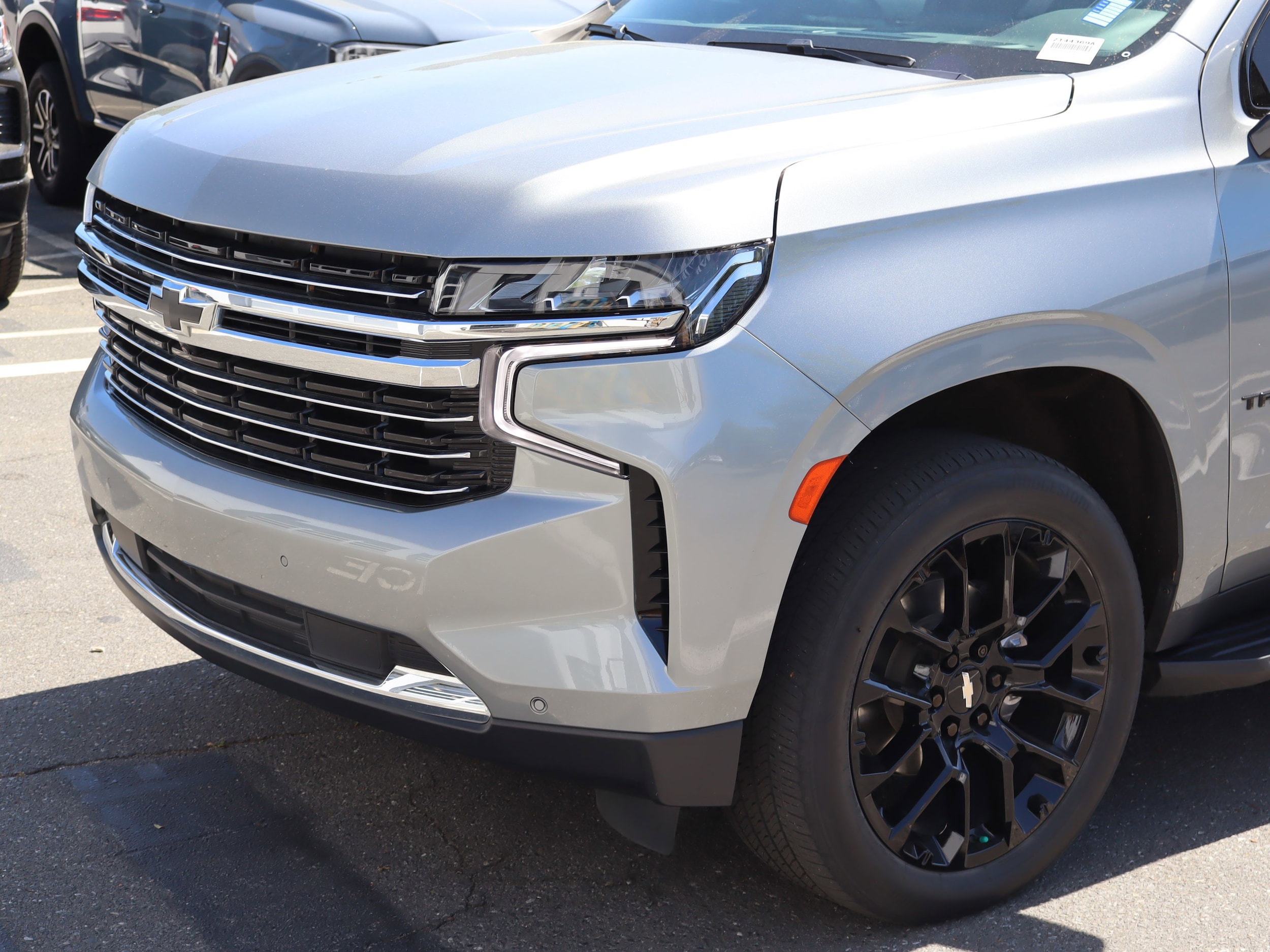 2023 Chevrolet Tahoe LT photo 4