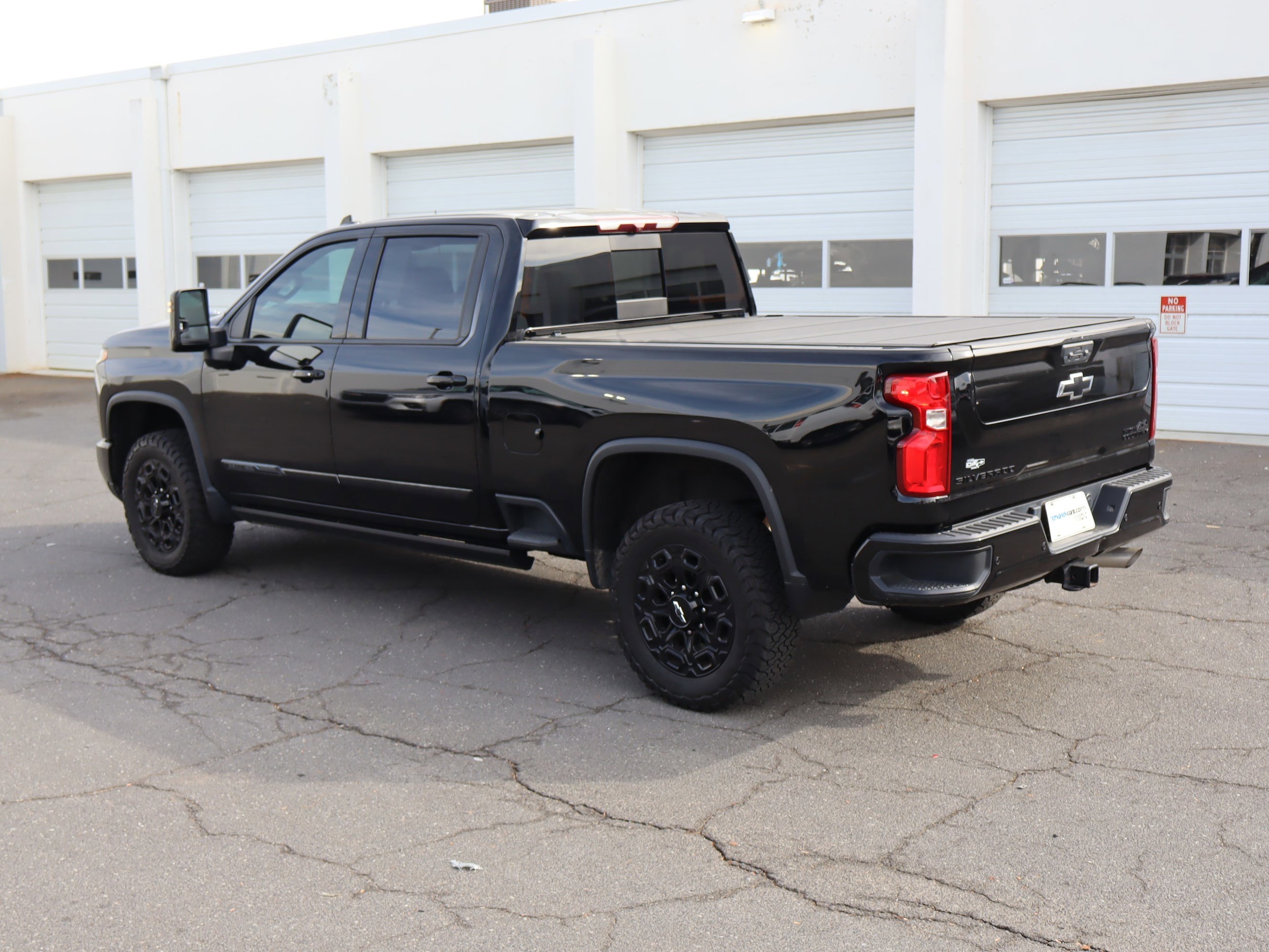2024 Chevrolet Silverado 2500HD High Country photo 6