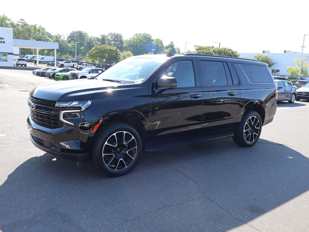 Used 2024 Chevrolet Suburban RST SUV