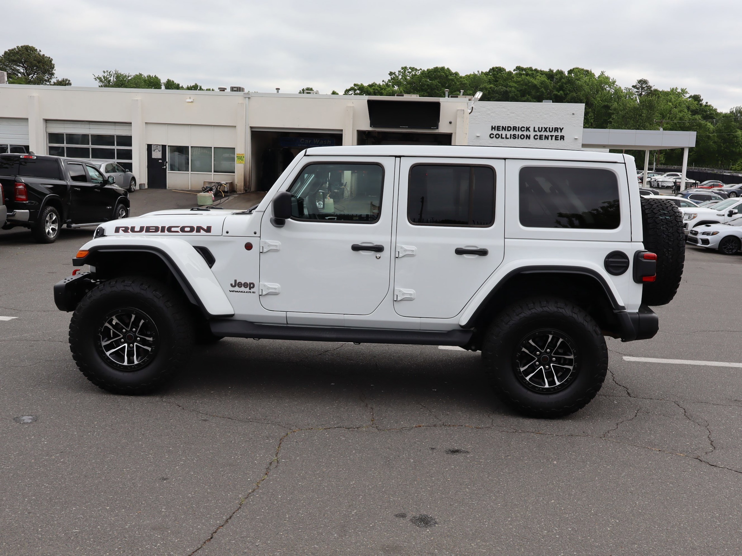 2025 Jeep Wrangler Rubicon X photo 5