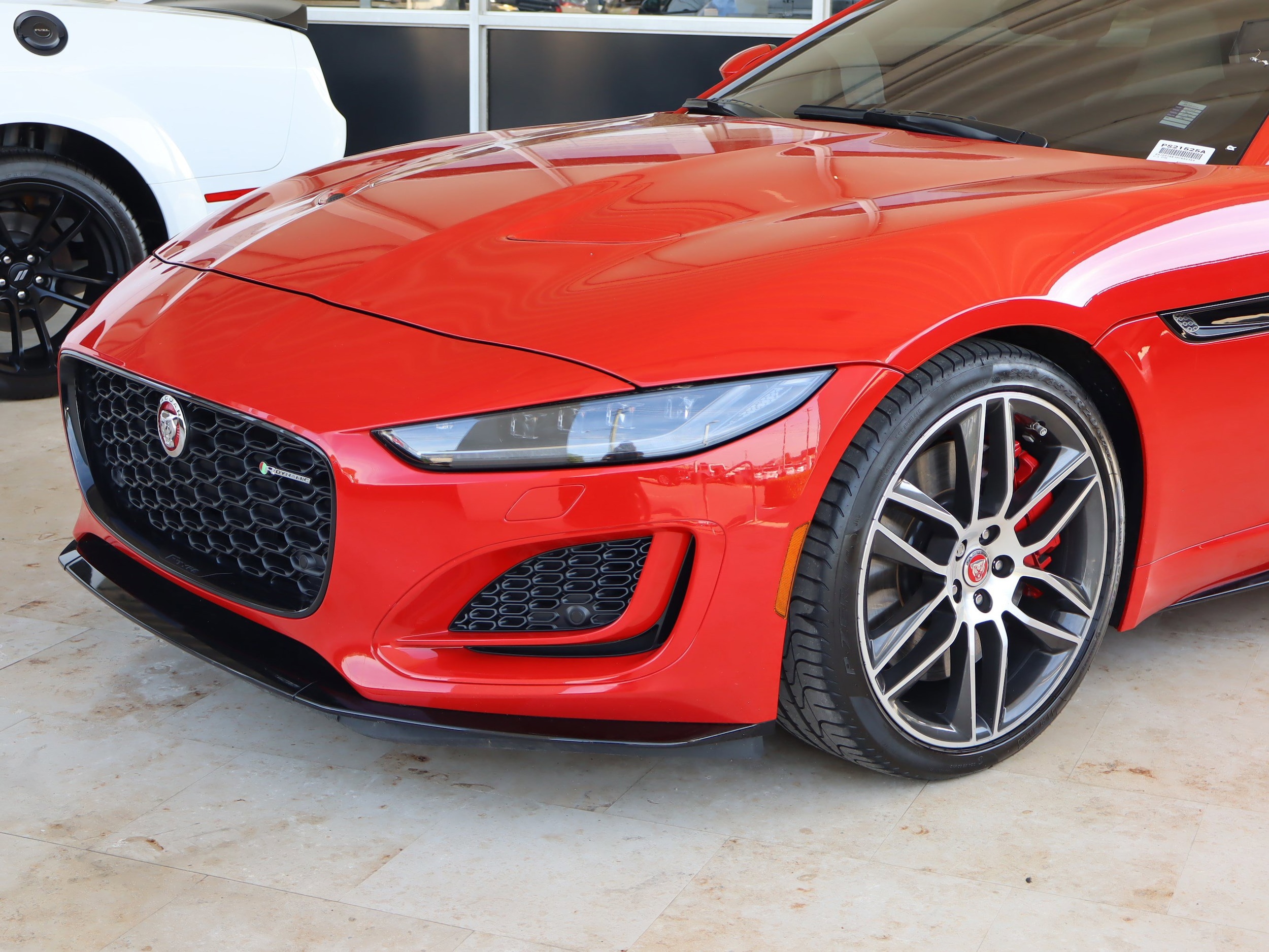 Jaguar F-TYPE R-Dynamic