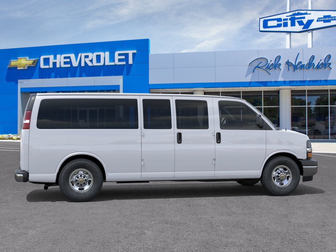 Chevrolet Express Passenger LS