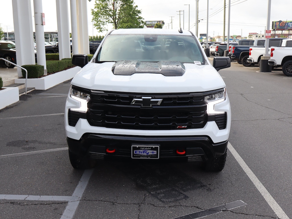 Used 2024 Chevrolet Silverado 1500 LT Trail Boss Pickup