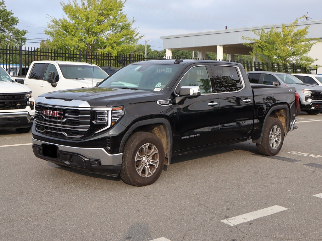 Used 2025 GMC Sierra 1500 SLT Pickup