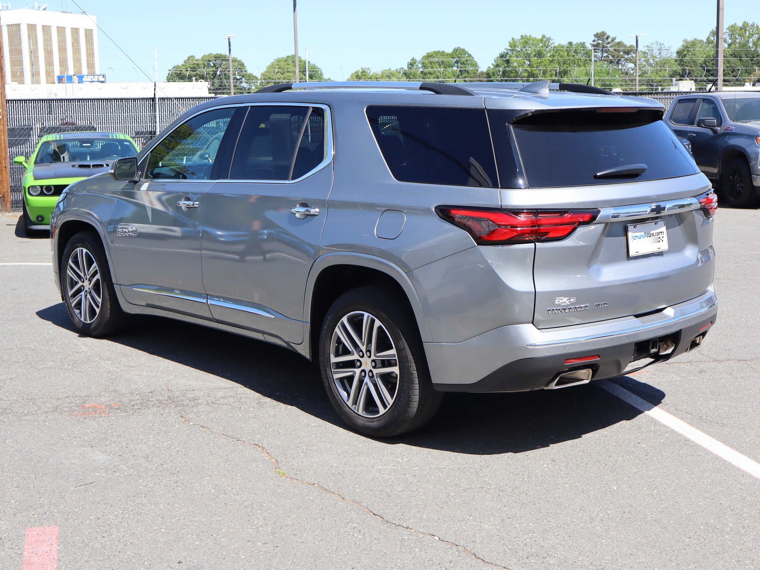 2023 Chevrolet Traverse High Country photo 3