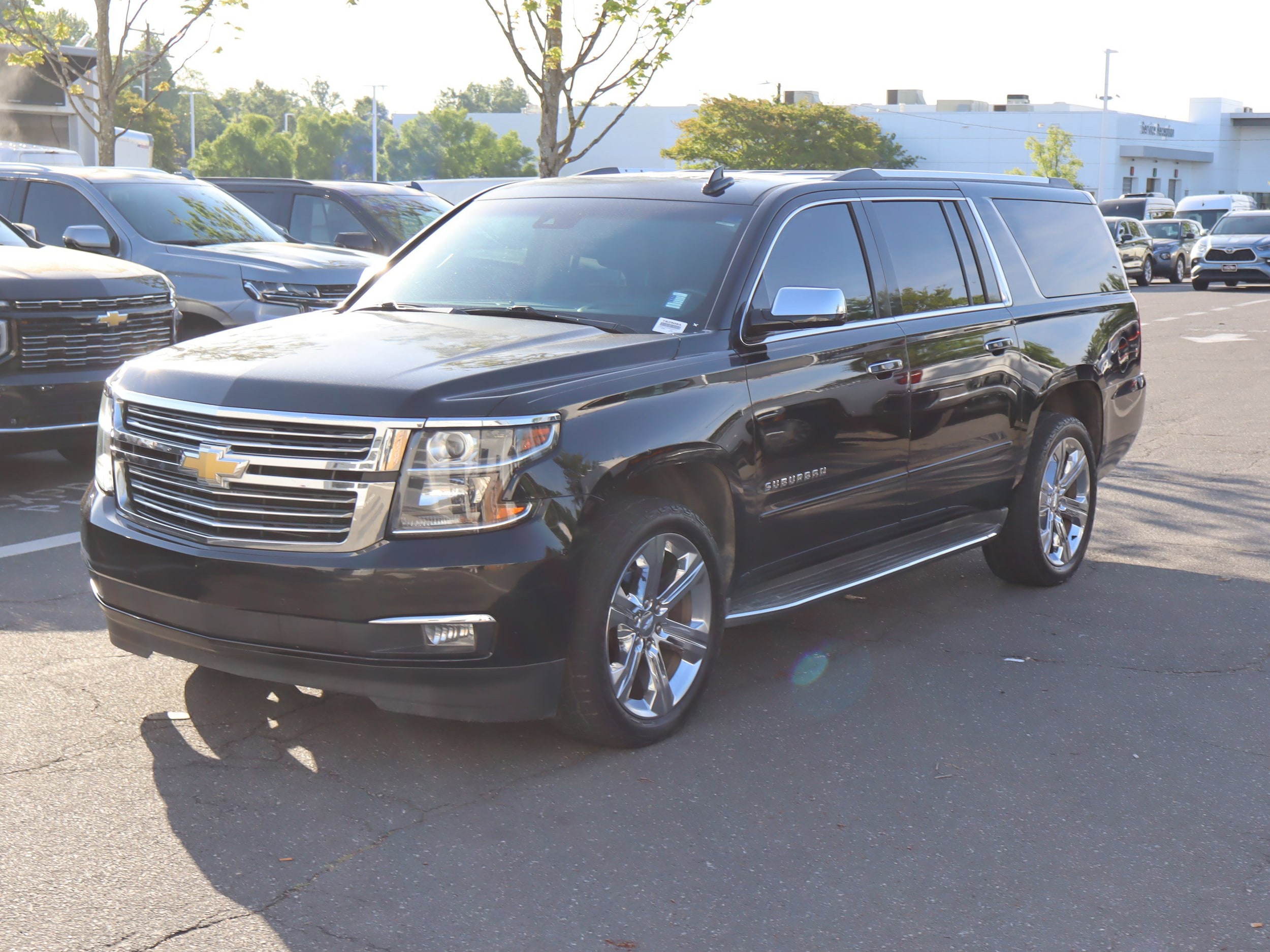 2016 Chevrolet Suburban LTZ photo 5