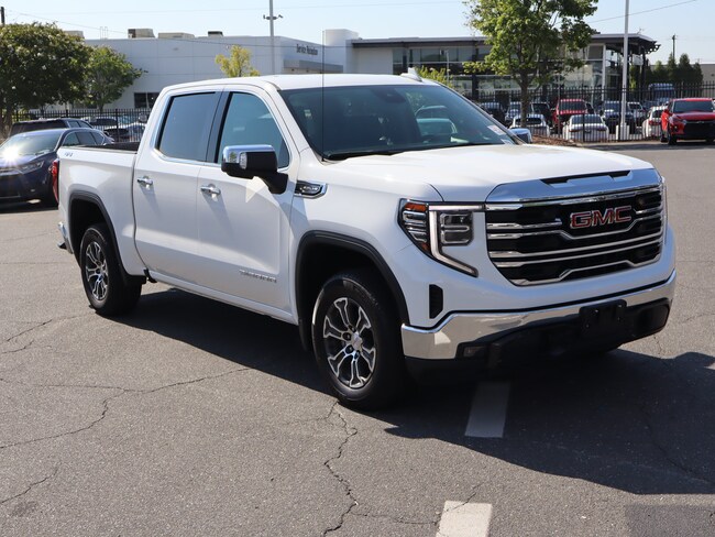 2025 GMC Sierra 1500 SLT Pickup