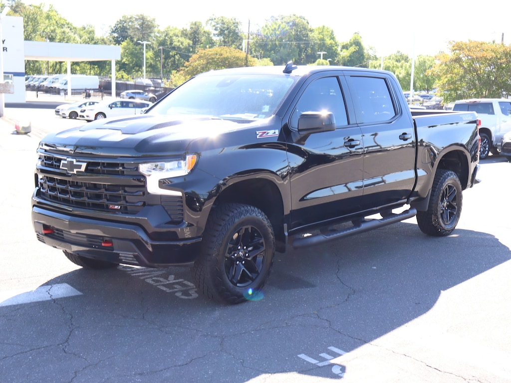 Used 2024 Chevrolet Silverado 1500 LT Trail Boss Pickup