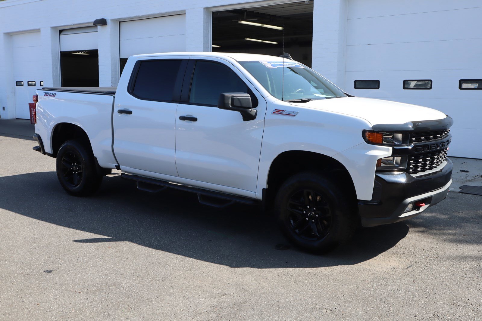 Used 2021 Chevrolet Silverado 1500 Custom with VIN 1GCPYCEF4MZ191722 for sale in Charlotte, NC