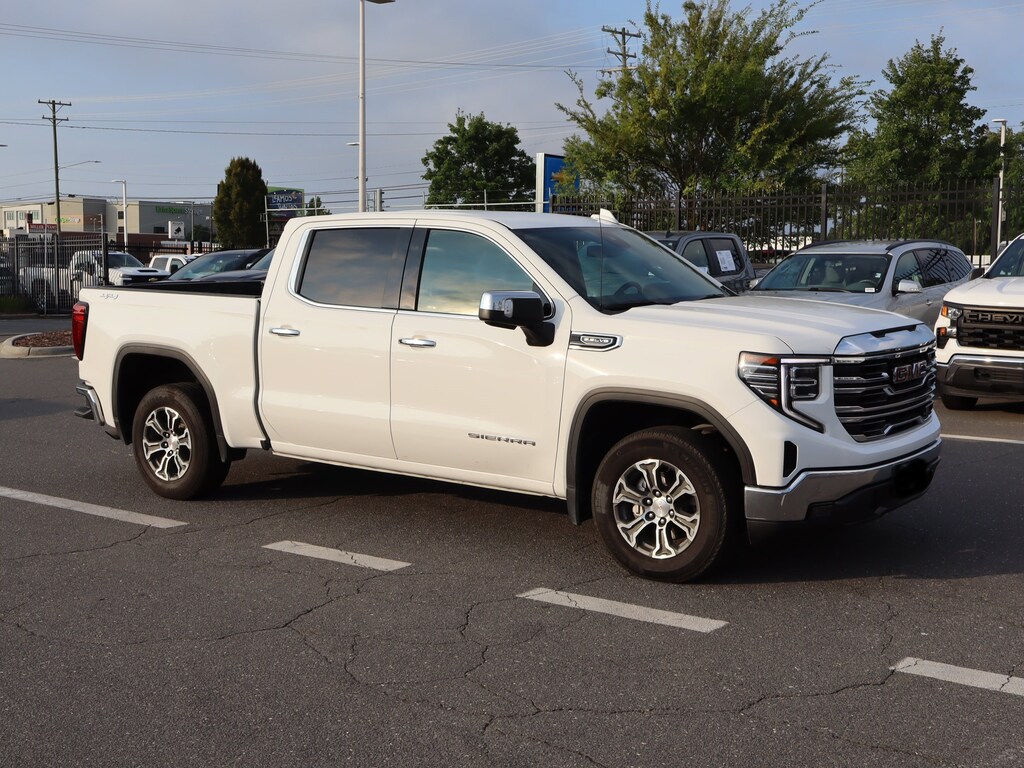 Used 2025 GMC Sierra 1500 SLT Pickup
