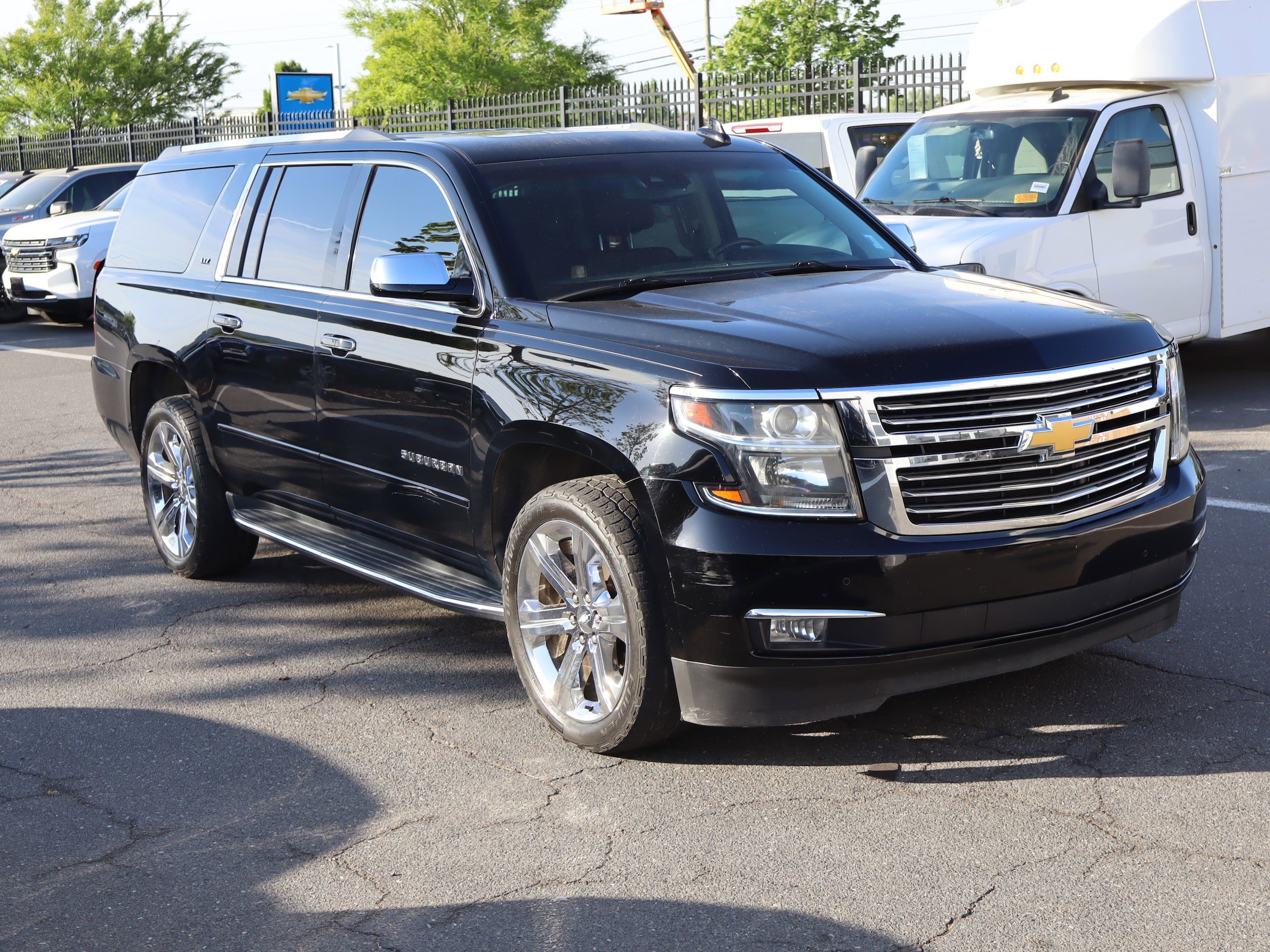 2016 Chevrolet Suburban LTZ photo 2