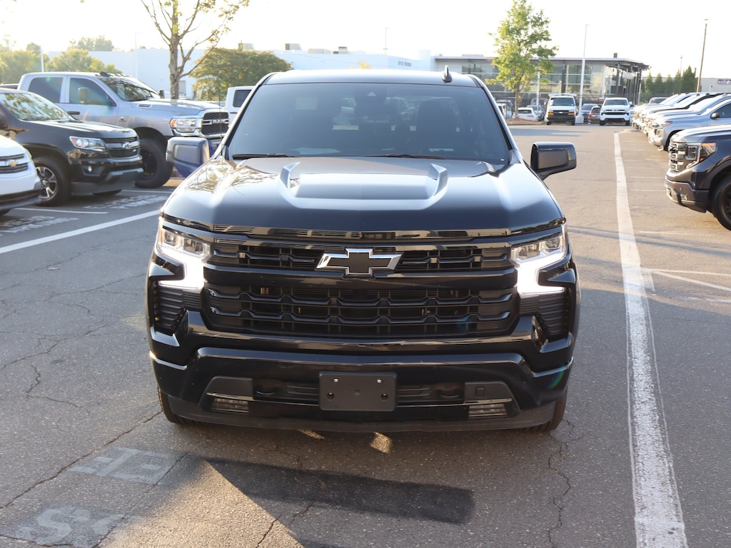 Used 2022 Chevrolet Silverado 1500 RST Pickup