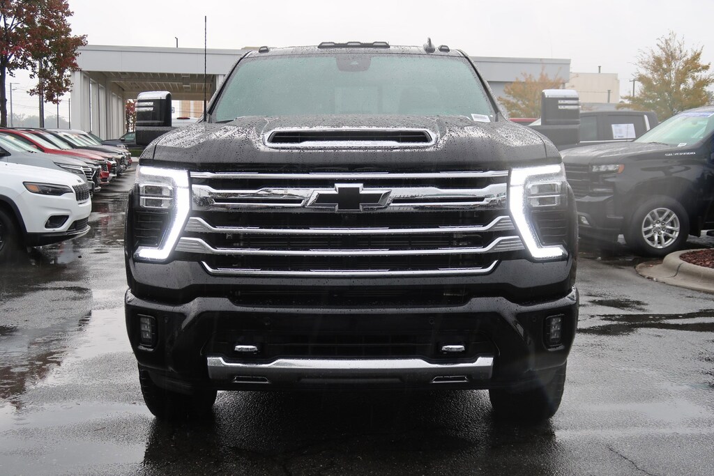 Used 2025 Chevrolet Silverado 2500HD High Country Pickup