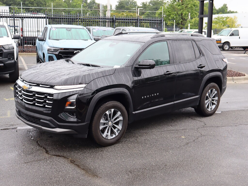 Used 2025 Chevrolet Equinox FWD LT SUV