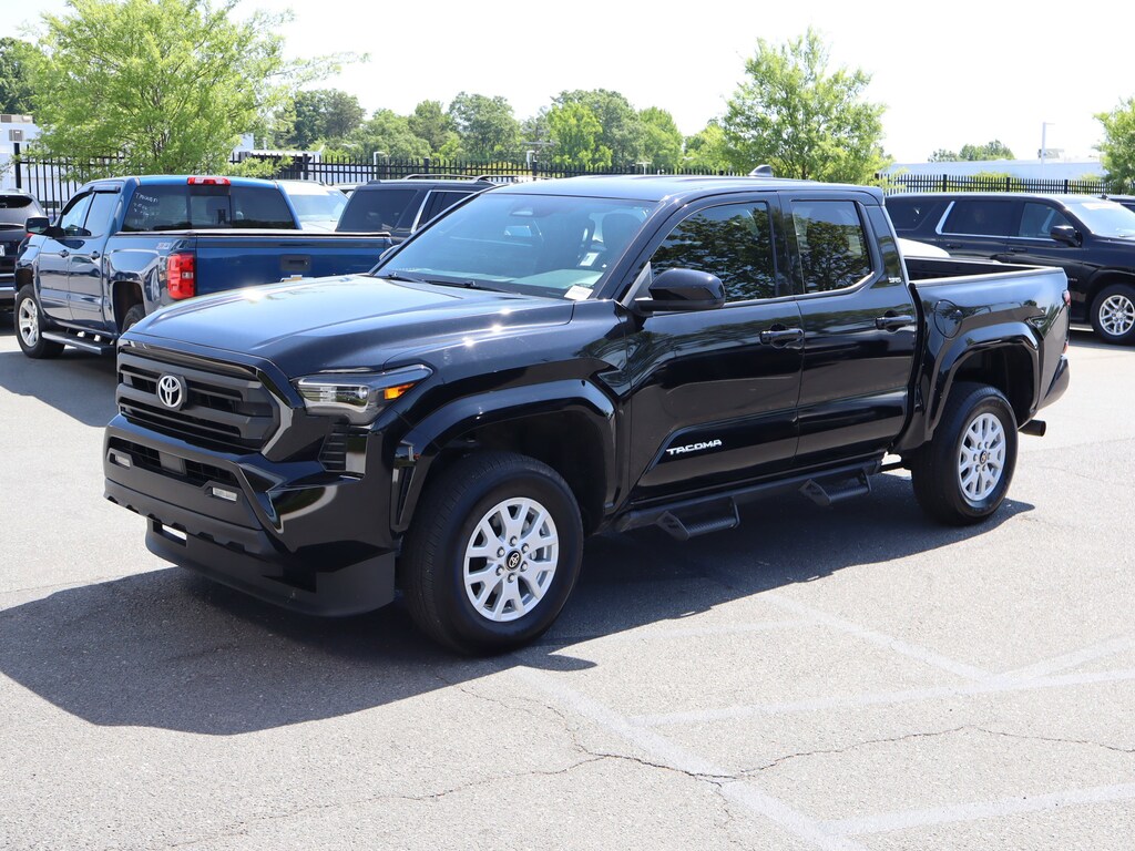 Used 2025 Toyota Tacoma 2WD SR5 Pickup