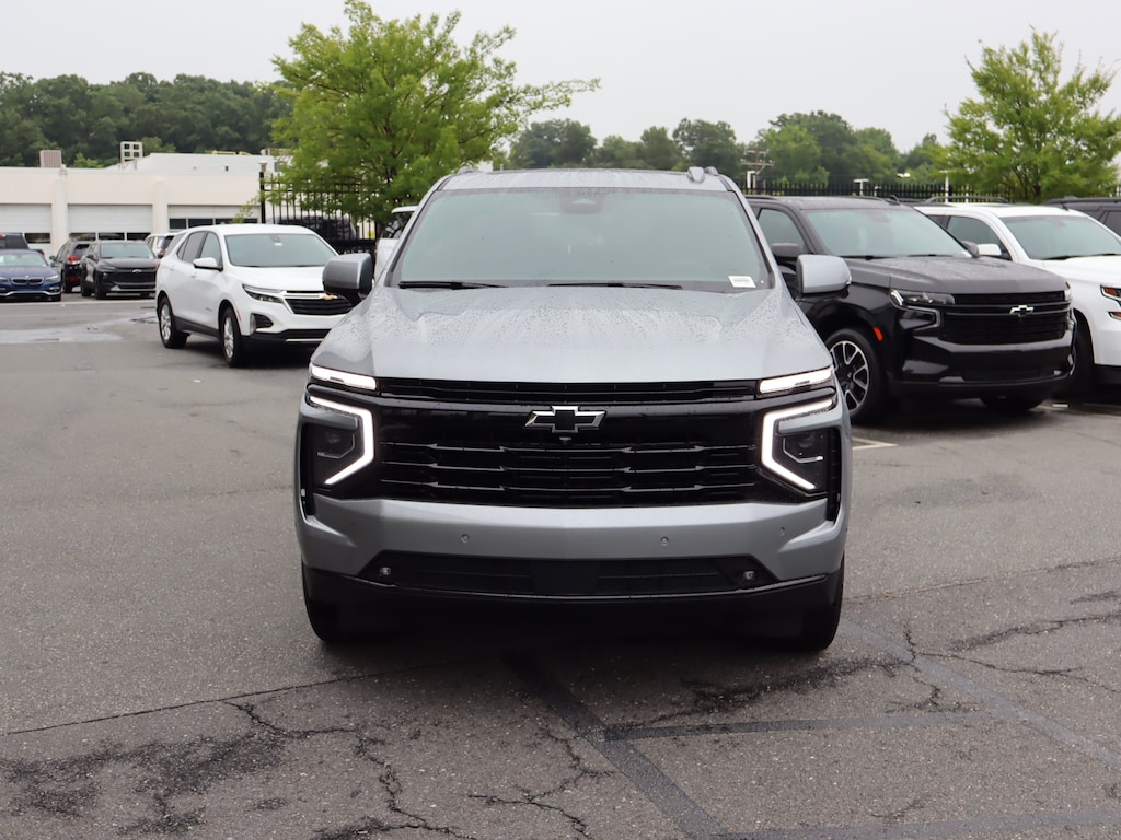 Used 2025 Chevrolet Suburban RST SUV