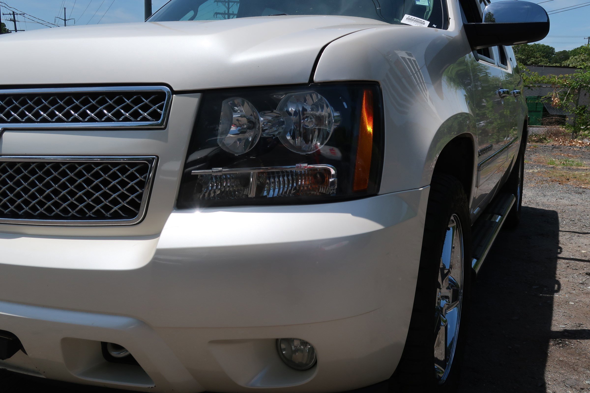 2013 Chevrolet Suburban LTZ photo 6