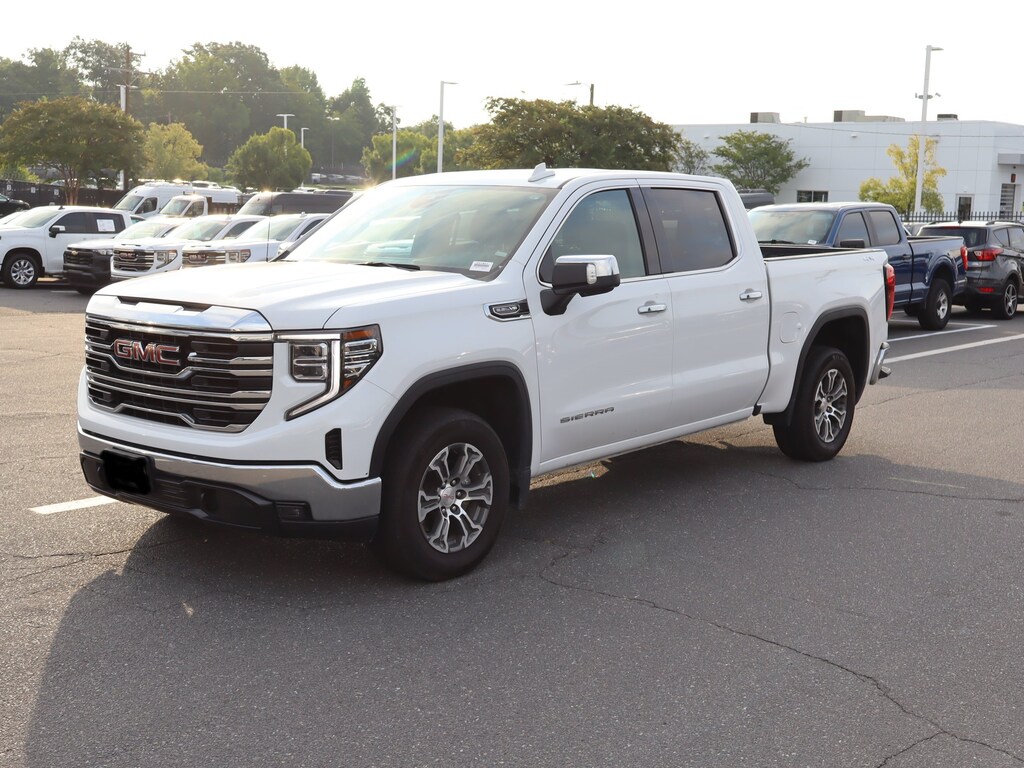 Used 2025 GMC Sierra 1500 SLT Pickup