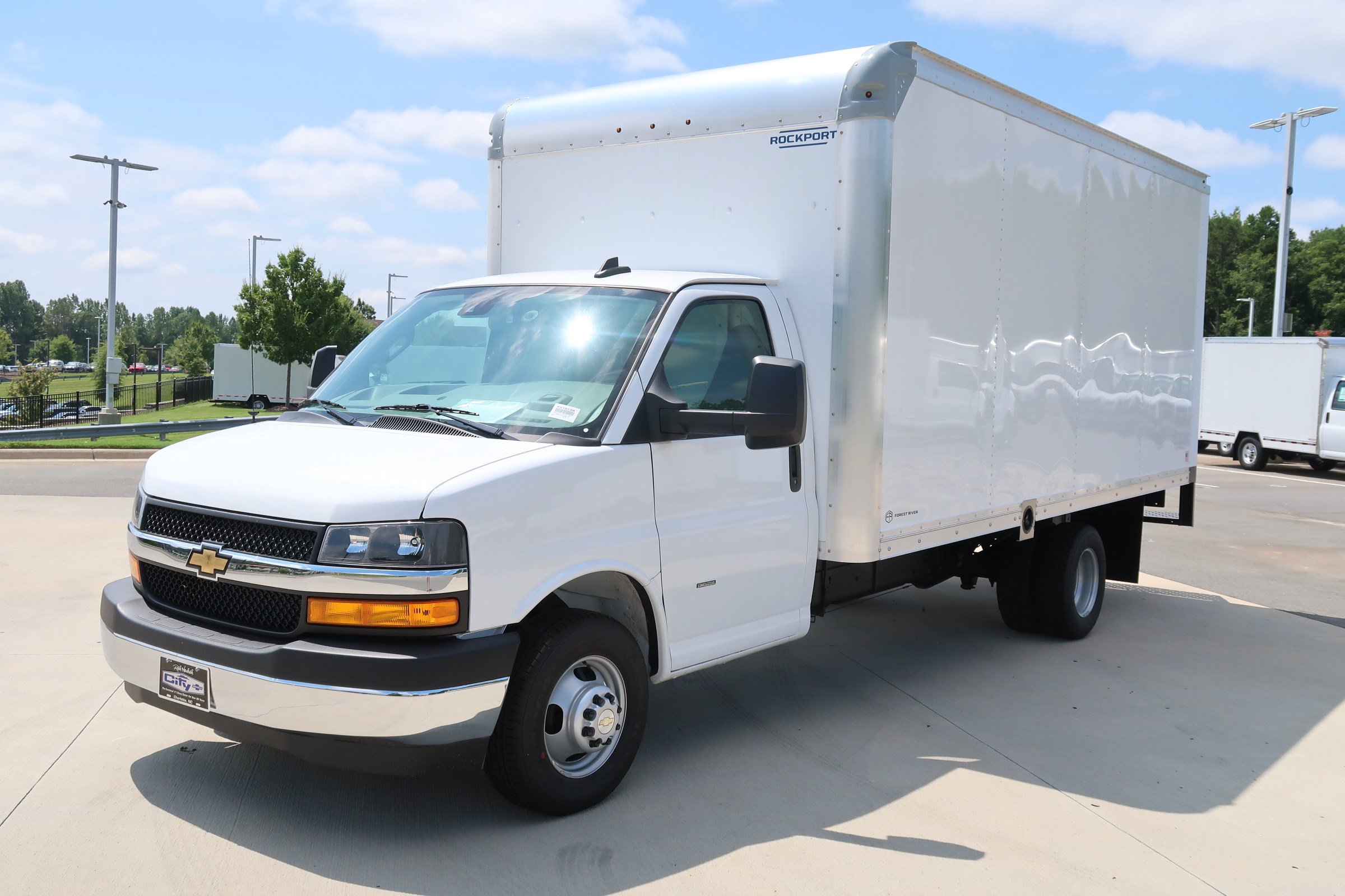 Used 2025 Chevrolet Express Commercial Cutaway Specialty